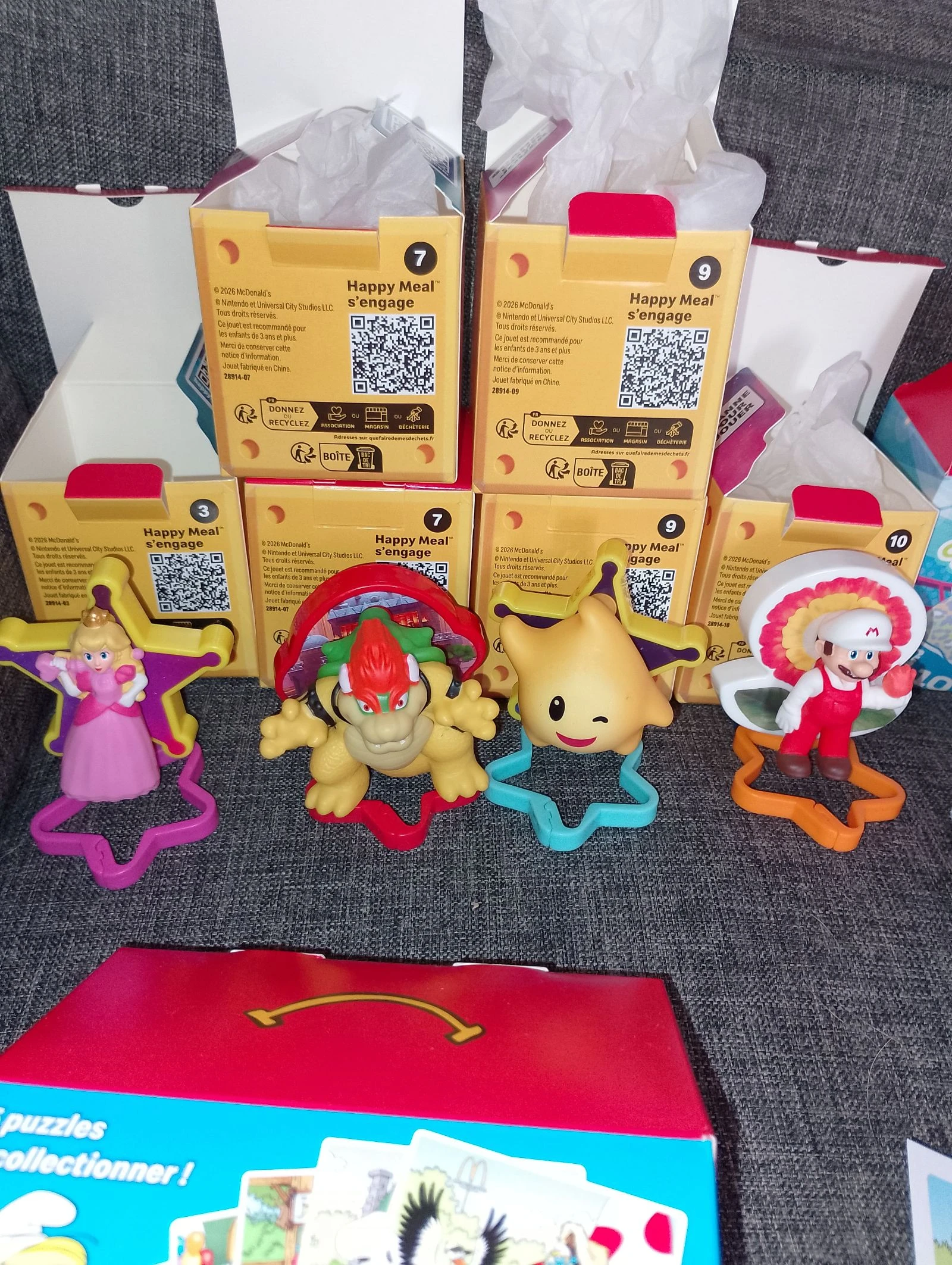 Brinquedos McDonald's Happy Meal e quebra-cabeças Smurfs – photo 3